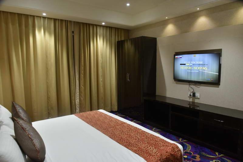 Pride & Convention Centre Hotel