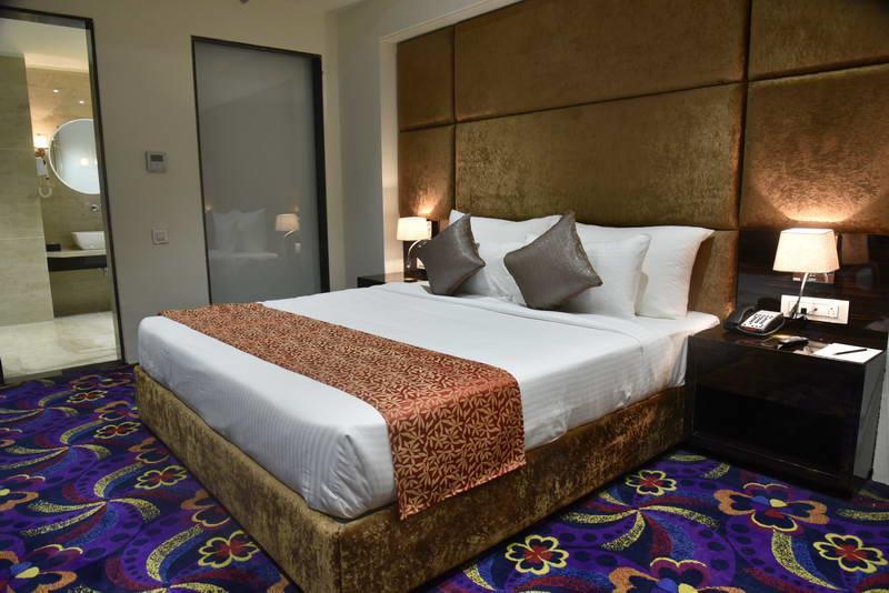 Pride & Convention Centre Hotel 5*